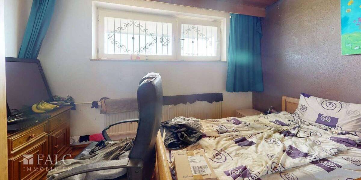 Mehrfamilienhaus, Wohnhaus Östringen Tiefenbach - 9 Zimmer, 220 m&sup2;, 595.000&euro; | Angebot:26160521
