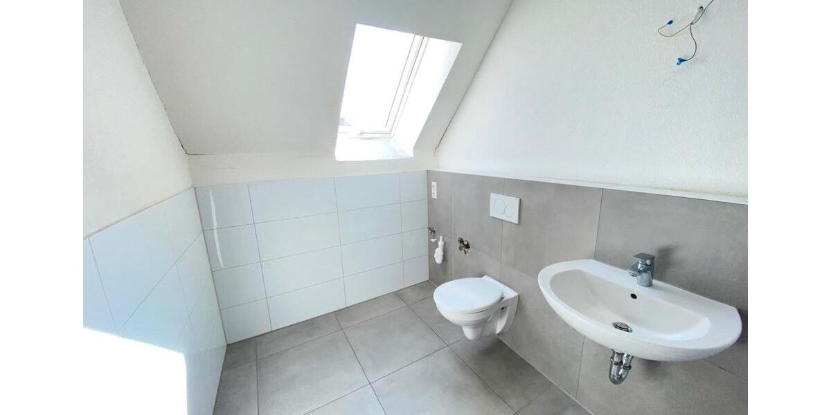 Dachgeschoßwohnung Waibstadt - 2 Zimmer, 47 m&sup2;, 620&euro; | Angebot:26644324