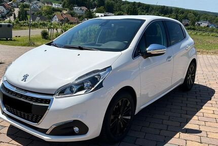 Peugeot 208 70.000 km 8.790 &euro; Sinsheim 74889