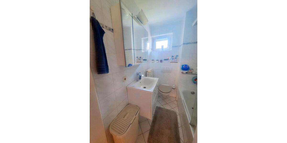 Etagenwohnung Ludwigshafen am Rhein Parkinsel - 3 Zimmer, 65 m&sup2;, 215.000&euro; | Angebot:27108677