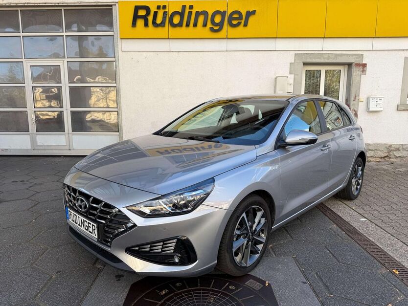 Hyundai i30 69.001 km 15.981 € Aglasterhausen 74858