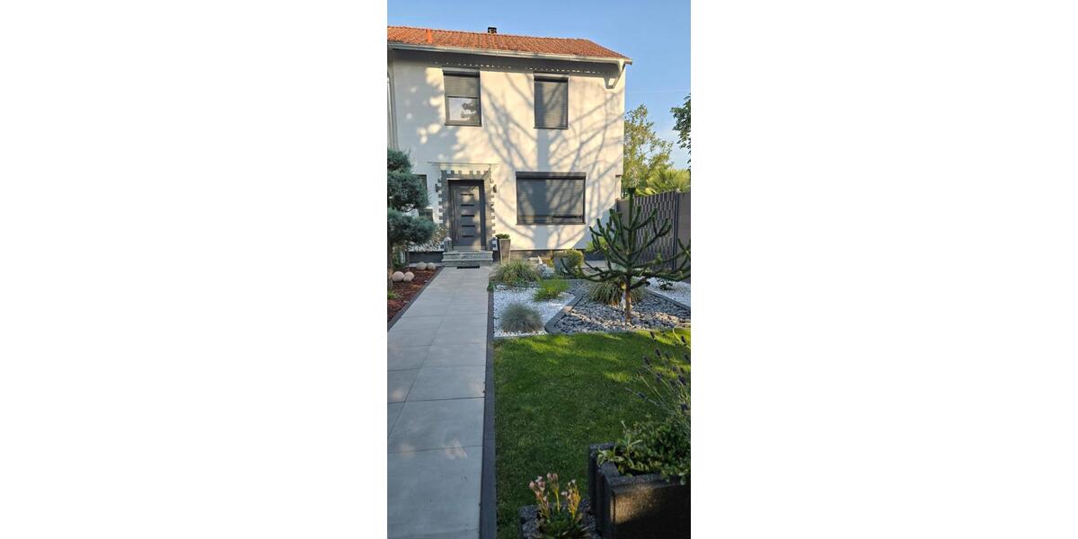 Reihenhaus Ludwigshafen am Rhein Rheingönheim - 5 Zimmer, 130 m&sup2;, 629.000&euro; | Angebot:27055294