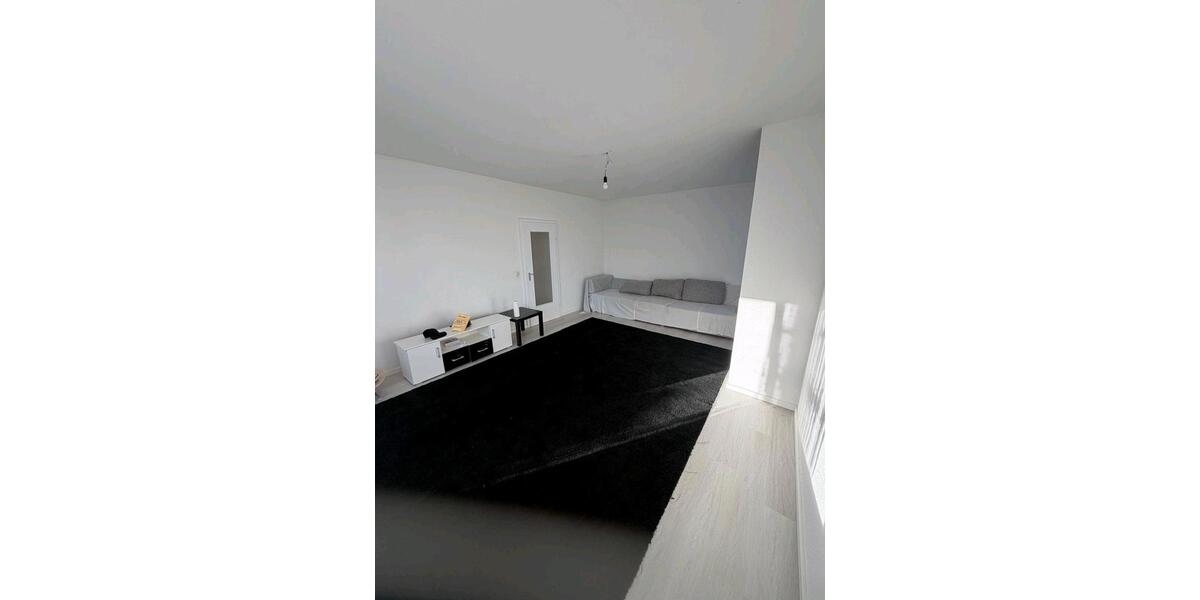 Etagenwohnung Ludwigshafen am Rhein Ludwigshafen-Oggersheim - 1 Zimmer, 30 m&sup2;, 450&euro; | Angebot:26115429