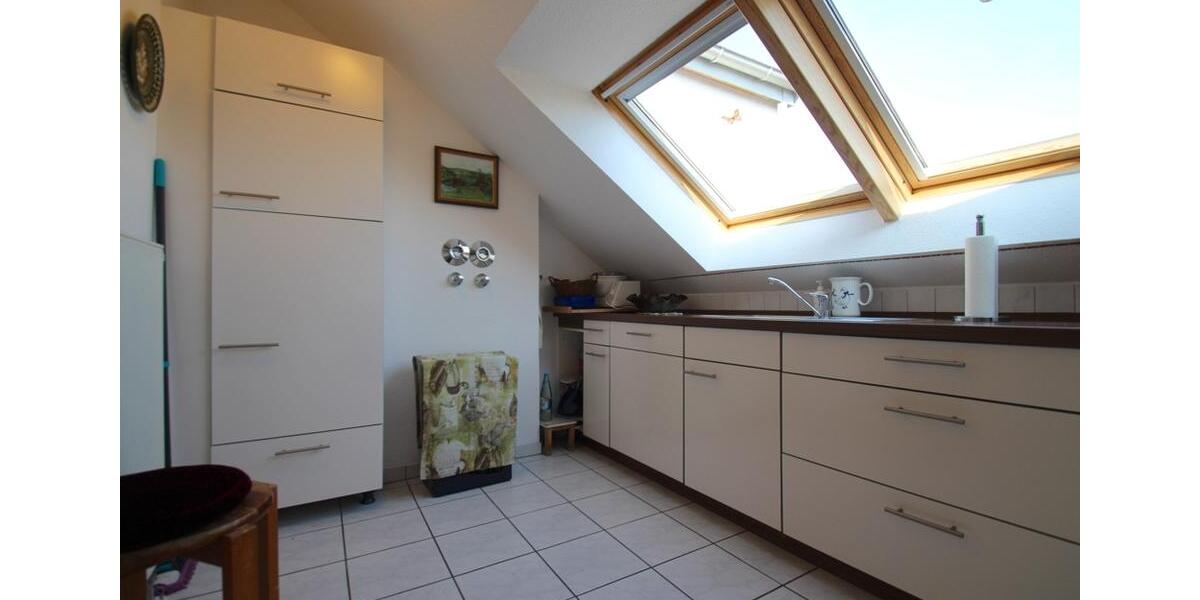 Dachgeschoßwohnung Hockenheim - 2 Zimmer, 95 m&sup2;, 850&euro; | Angebot:25379017