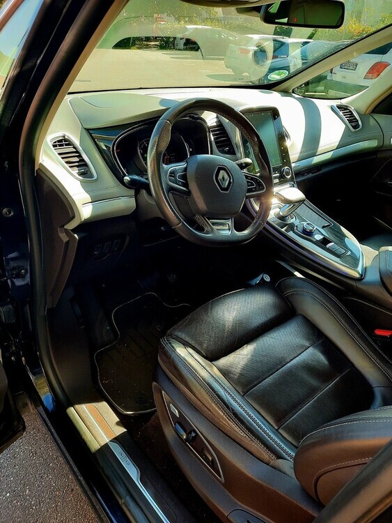 Espace V