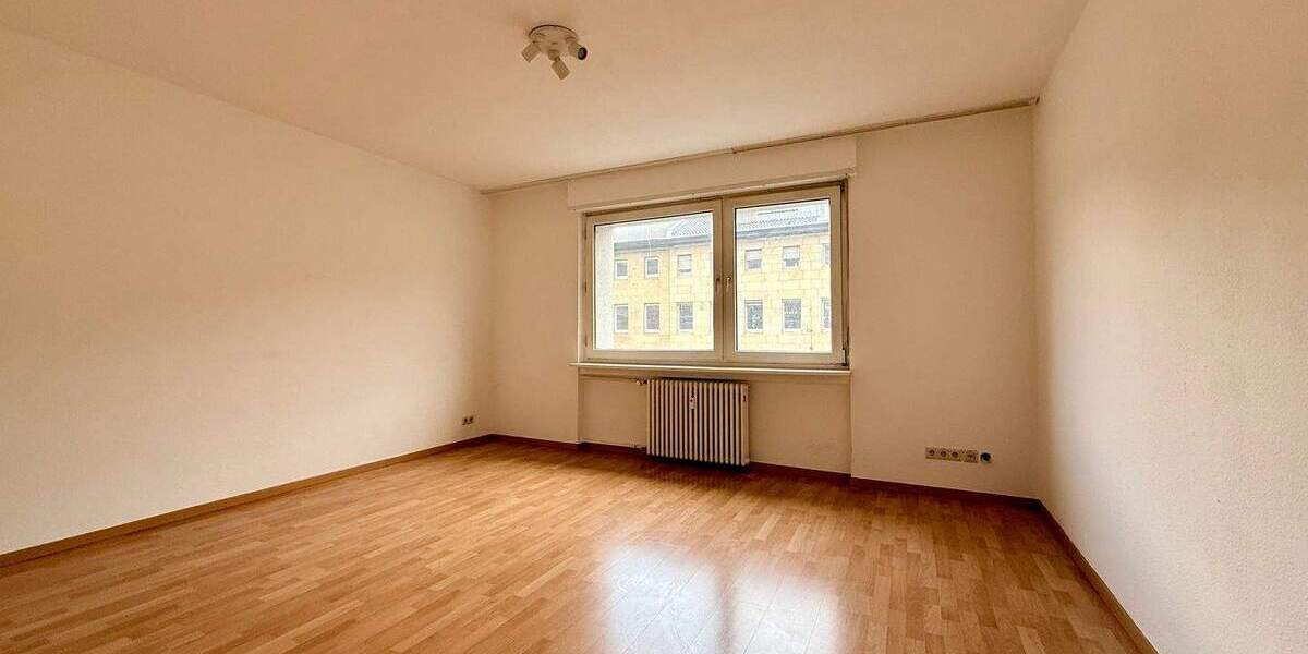 Etagenwohnung Mannheim Quadrate - 3 Zimmer, 100 m&sup2;, 1.000&euro; | Angebot:25630917