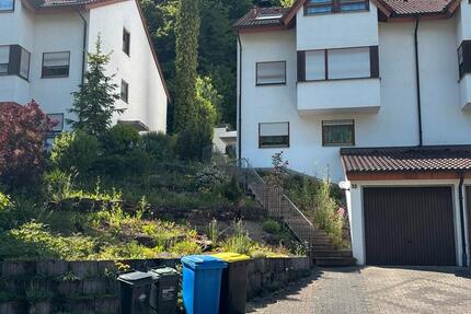 Haus Obrigheim - 6 Zimmer, 157 m&sup2;, 380.000&euro; | Angebot:26876437