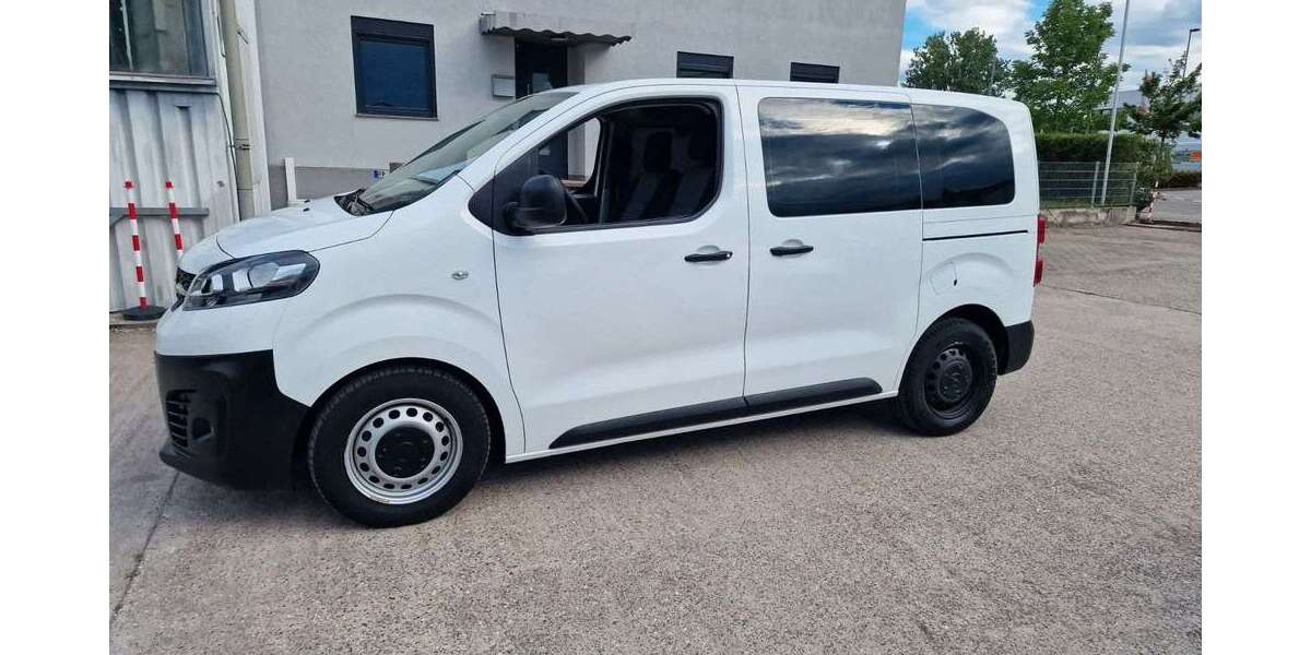 Opel Vivaro 130.900 km 15.300 &euro; Neuhofen 67141