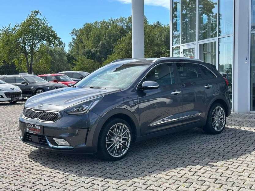 Kia Niro 64.000 km 16.800 € Heppenheim 64646
