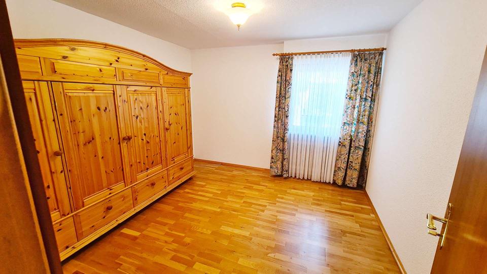 Einfamilienhaus Viernheim - 5 Zimmer, 198 m&sup2;, 2.200&euro; | Angebot:23456246