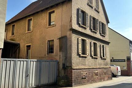 Haus im Sanierungsgebiet 6 zimmer