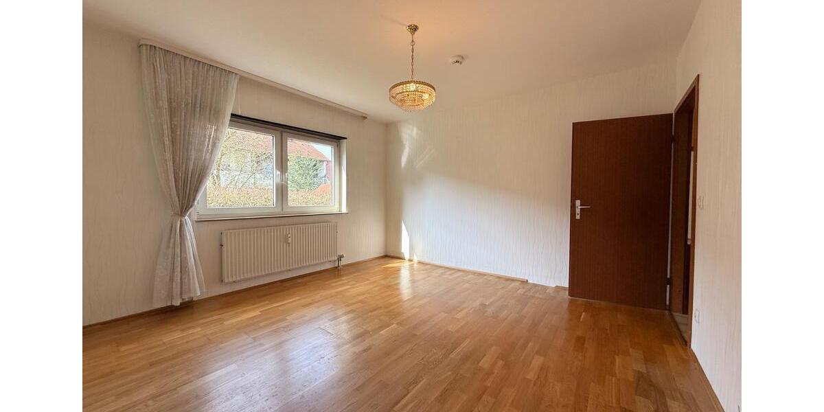 Hochparterre Ludwigshafen am Rhein Ludwigshafen-Oggersheim - 2 Zimmer, 65 m&sup2;, 175.000&euro; | Angebot:26408935