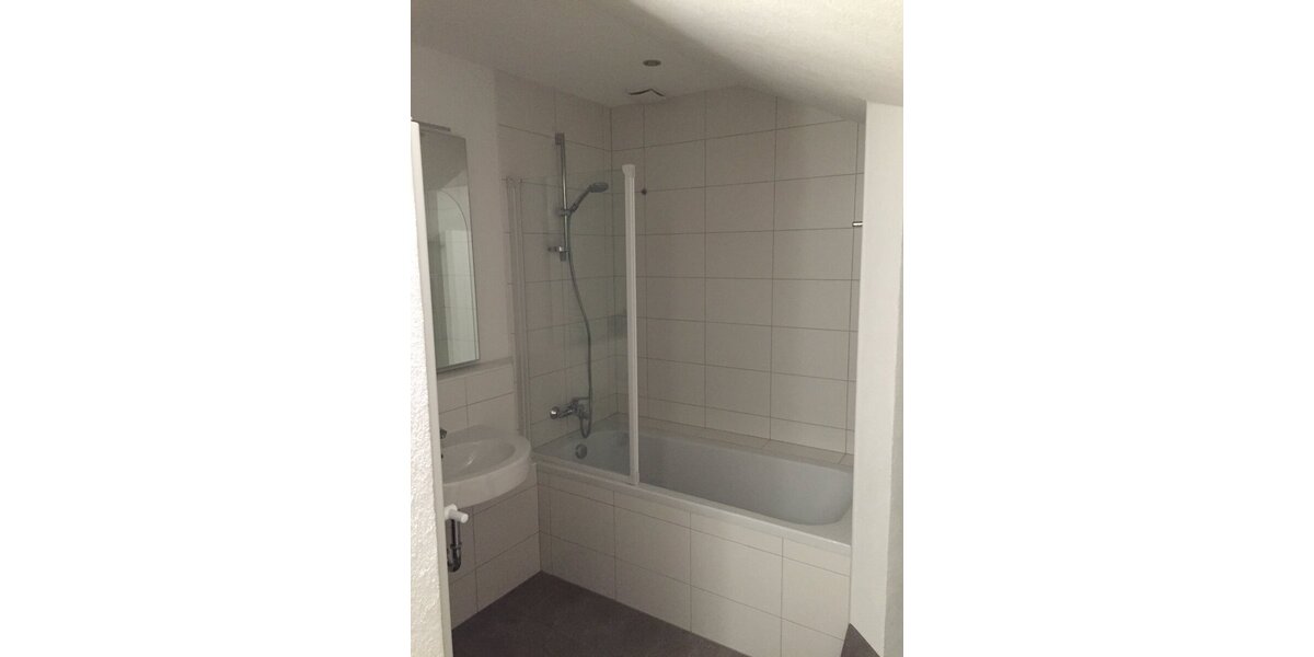 Lobbach, MFH + Nebengebäude - Mehrfamilienhaus, Wohnhaus Lobbach Lobenfeld | Angebot:16602125