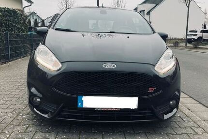 Ford Fiesta 232.000 km 4.900 &euro; Mannheim 68199