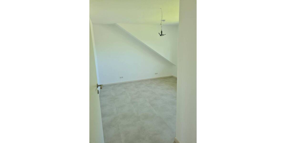 Etagenwohnung Heppenheim - 2 Zimmer, 65 m&sup2;, 975&euro; | Angebot:26915843