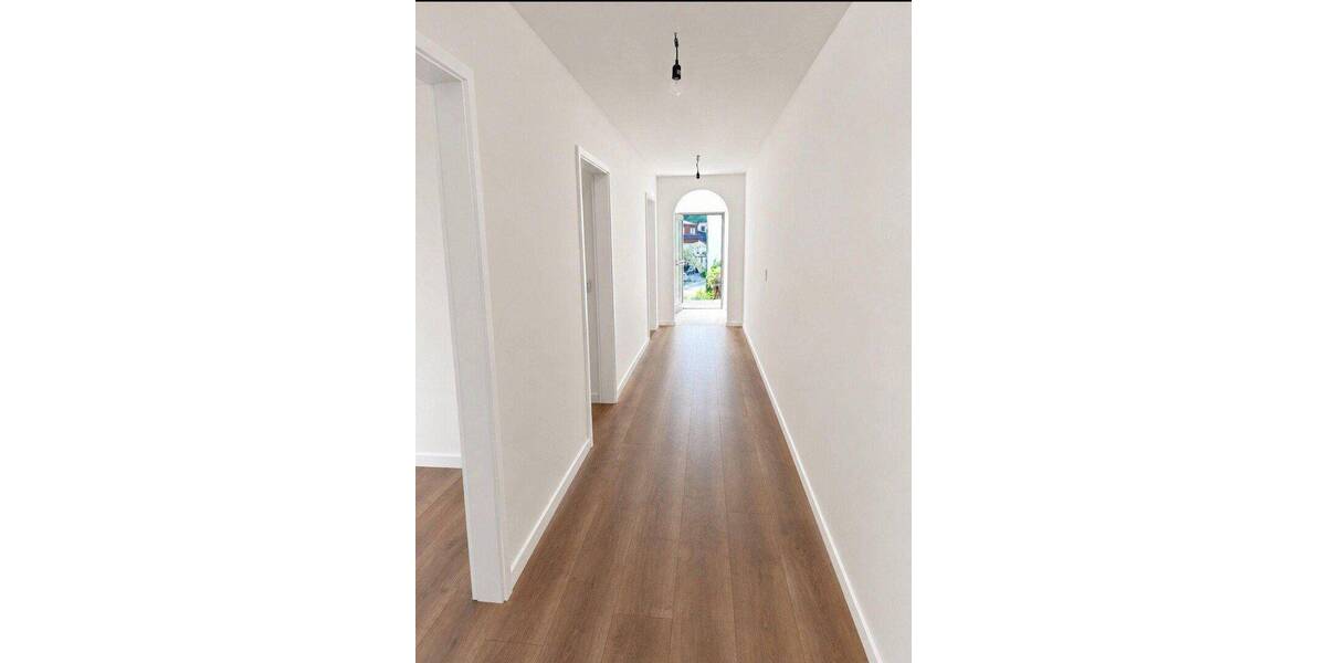Etagenwohnung Schönau - 3 Zimmer, 104 m&sup2;, 1.050&euro; | Angebot:26805802