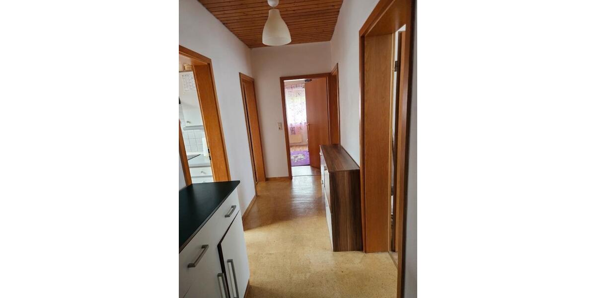 Dachgeschoßwohnung Ludwigshafen am Rhein Rheingönheim - 3.5 Zimmer, 80 m&sup2;, 860&euro; | Angebot:26321158