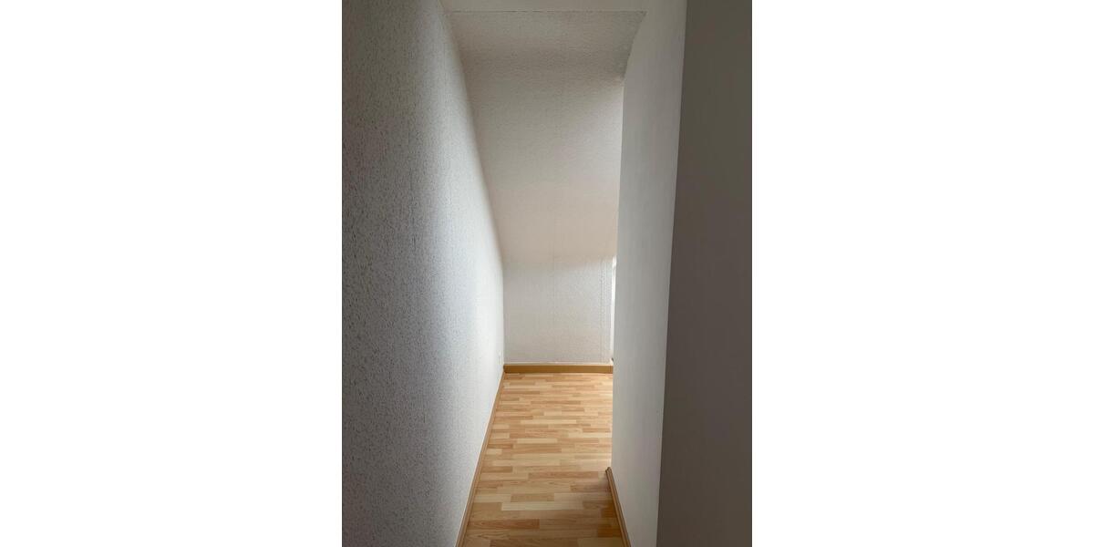Dachgeschoßwohnung Mannheim Rheinau - 3 Zimmer, 70 m&sup2;, 900&euro; | Angebot:26404860