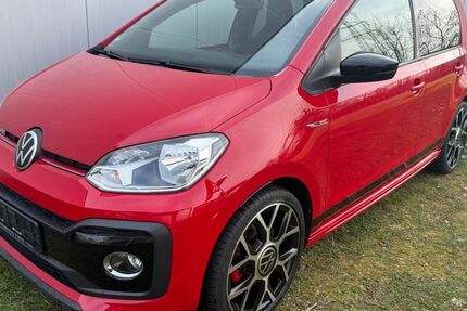 VW up! 38.358 km 12.900 &euro; Heppenheim 64646