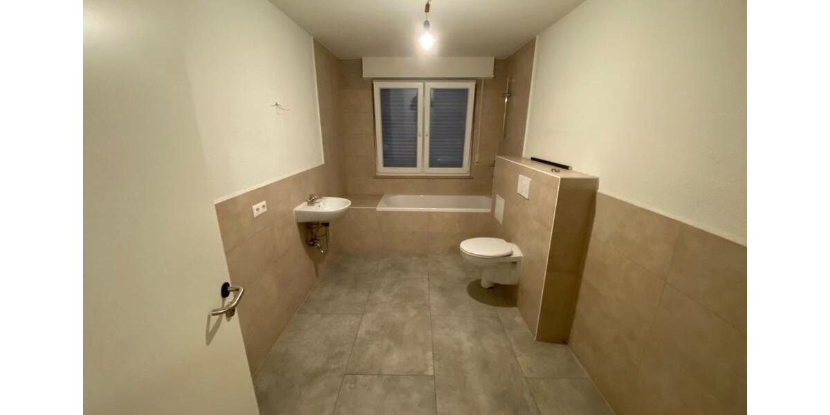 Etagenwohnung Heddesheim - 2 Zimmer, 79 m&sup2;, 910&euro; | Angebot:24442944