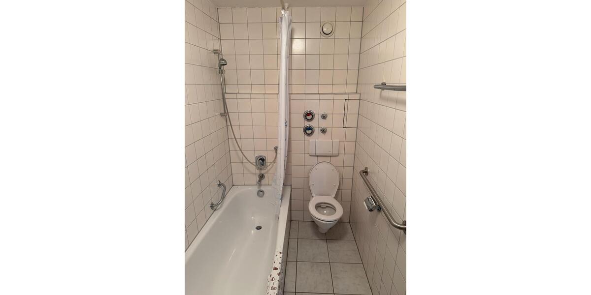 Helle 2ZKB, ca. 58m², Panorama-Balkon + TG-Stellplatz 1 zimmer