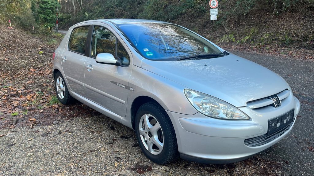 Peugeot 307 113.000 km 2.500 € Dossenheim 69221