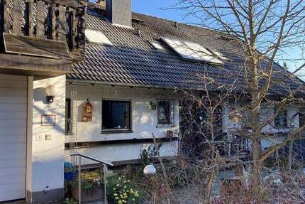 Haus Schönbrunn-Haag Haag - 8 Zimmer, 317 m&sup2;, 395.000&euro; | Angebot:25781537