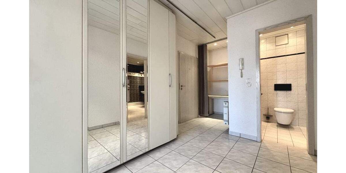 Etagenwohnung Lorsch - 2 Zimmer, 102 m&sup2;, 1.095&euro; | Angebot:25701638