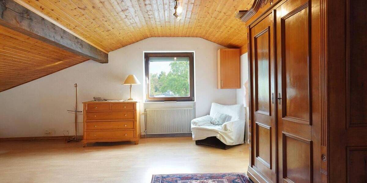 Doppelhaushälfte Leimen - 7 Zimmer, 207 m&sup2;, 699.000&euro; | Angebot:23537071