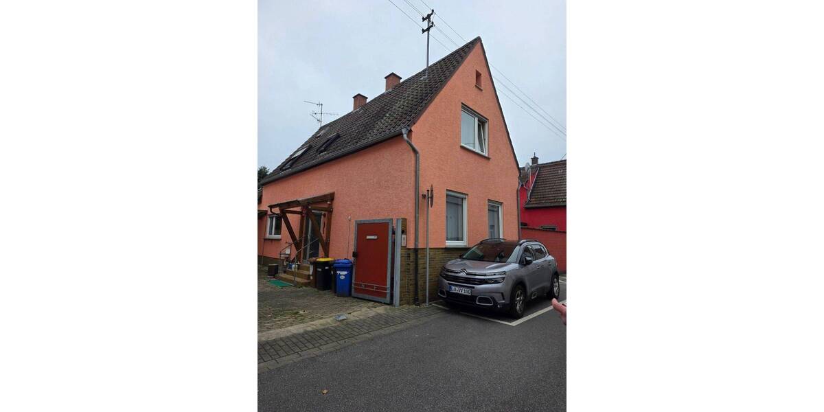 ***Achtung Handwerkerhaus!*** 5 zimmer