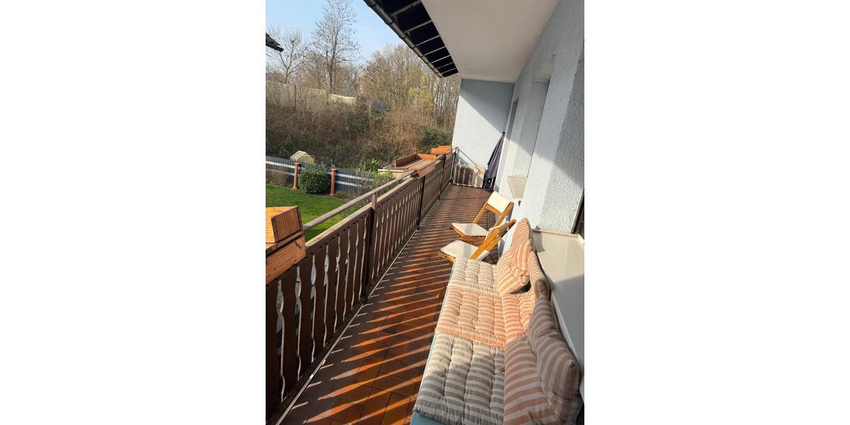 Etagenwohnung Hemsbach - 4.5 Zimmer, 120 m&sup2;, 1.300&euro; | Angebot:25414397