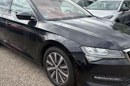 Skoda Superb 175.000 km 14.161 &euro; Heidelberg 69123