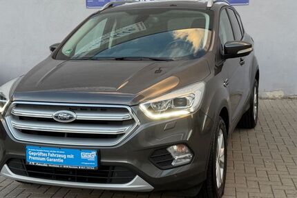 Ford Kuga 131.200 km 10.900 &euro; Mannheim Neckarau 68199
