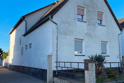Haus Dudenhofen - 8 Zimmer, 180 m&sup2;, 650.000&euro; | Angebot:26429045