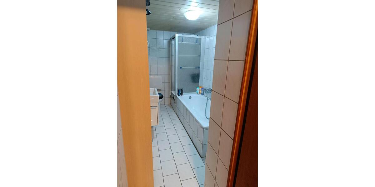 Erdgeschoßwohnung Neckargerach - 3 Zimmer, 90 m&sup2;, 650&euro; | Angebot:26400998
