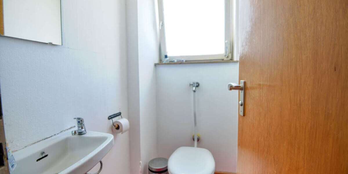 3-4 ZKB mit 2 Balkonen in verkehrsgünstiger Lage inkl Stellplatz 4 zimmer