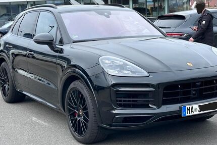 Porsche Cayenne 59.850 km 102.900 &euro; Hockenheim 68766