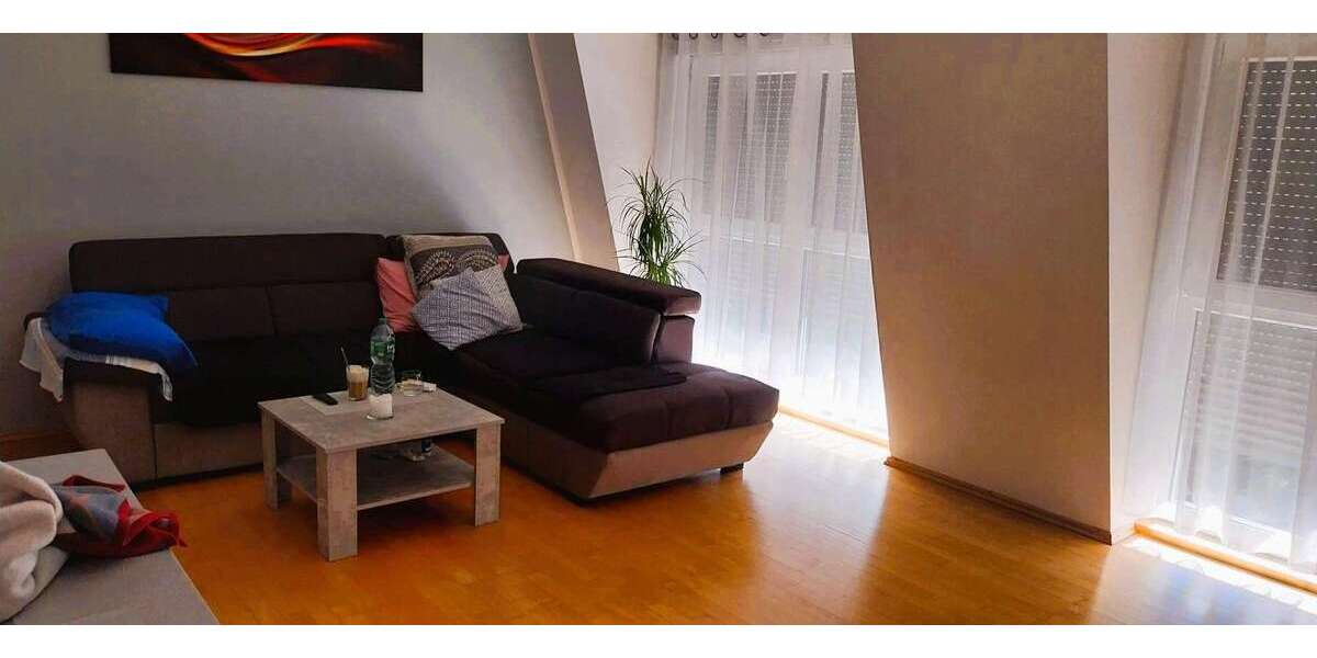 Etagenwohnung Lampertheim - 4 Zimmer, 110 m&sup2;, 1.040&euro; | Angebot:26333645