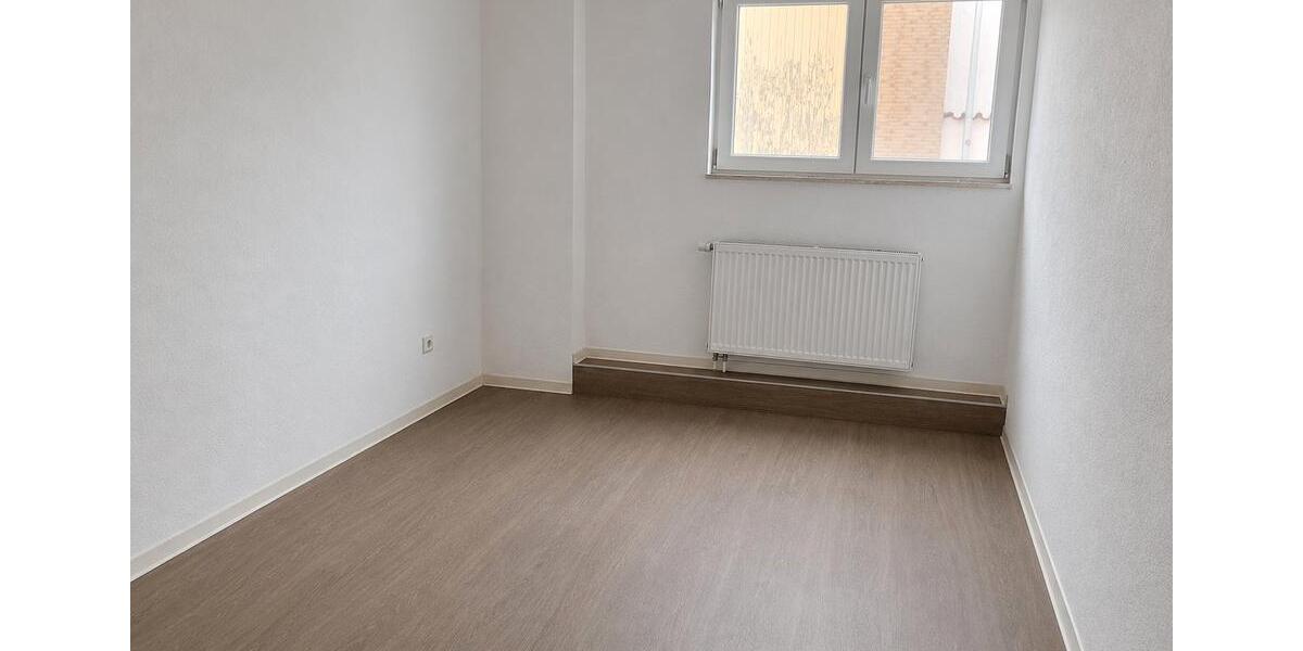 Erdgeschoßwohnung Mutterstadt - 4 Zimmer, 90 m&sup2;, 199.000&euro; | Angebot:26614503