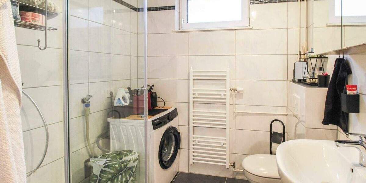 Etagenwohnung Ludwigshafen am Rhein Süd - 3 Zimmer, 68 m&sup2;, 190.000&euro; | Angebot:25156621