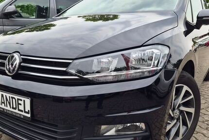 VW Touran 144.000 km 16.499 &euro; Forst 76694