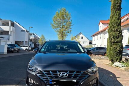 Hyundai i30 106.700 km 11.400 &euro; Mutterstadt 67112