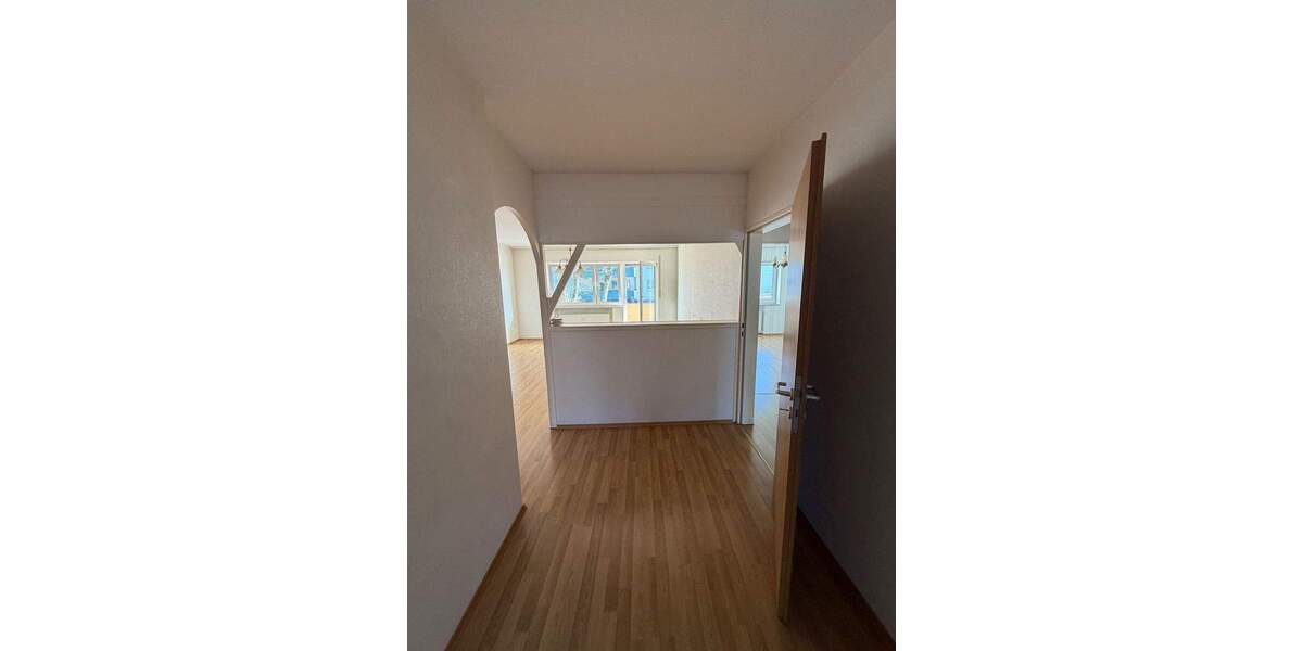 Etagenwohnung Viernheim - 5 Zimmer, 132 m&sup2;, 325.000&euro; | Angebot:25669382