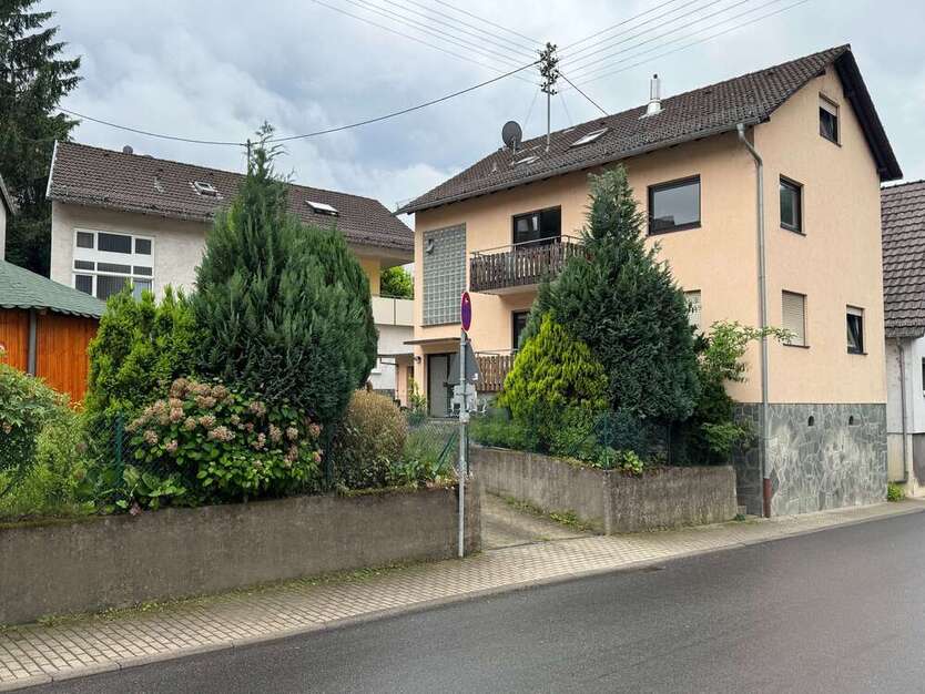 Haus zum Kaufen in Schriesheim 899.000 € 390 m²