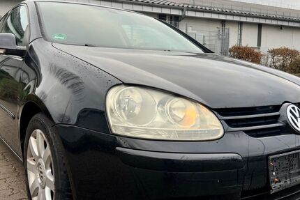 VW Golf 249.000 km 3.990 &euro; Eppelheim 69214