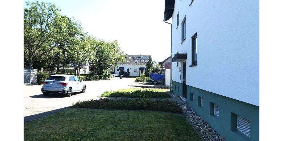 Etagenwohnung Forst - 2 Zimmer, 66 m&sup2;, 229.000&euro; | Angebot:24636196