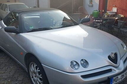Alfa Romeo Spider 106.000 km 7.500 &euro; Östringen 76684