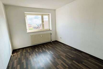 Wohnung zum Mieten in Ludwigshafen 373 € 48 m² 2 zimmer