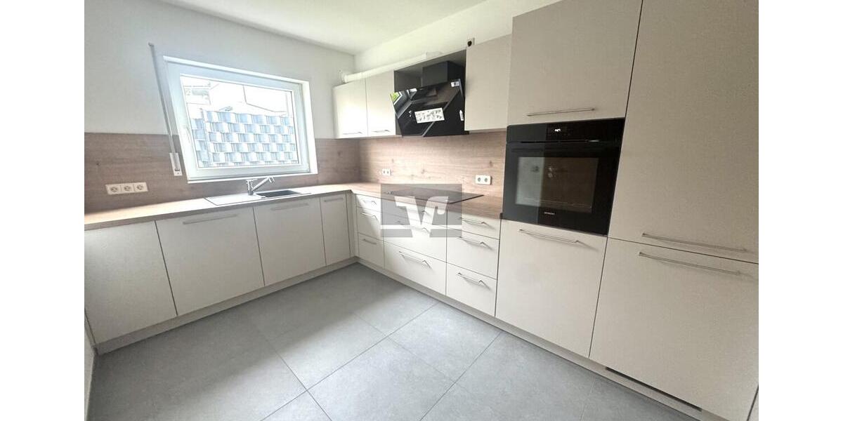 Erstbezug nach Sanierung: Stilvolle 2,5-ZKB mit EBK und Garten in MA-Neuhermsheim! 2.5 zimmer