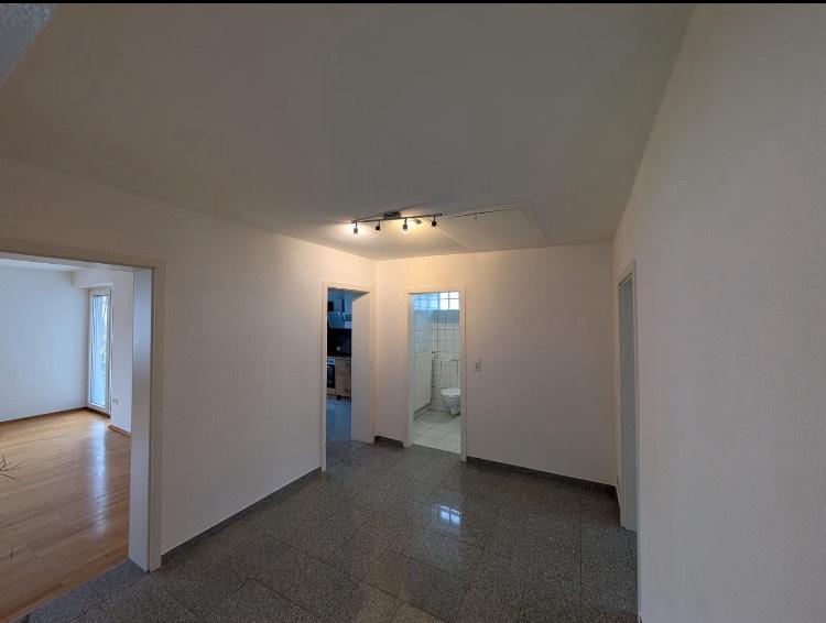Erdgeschoßwohnung Ludwigshafen am Rhein Ludwigshafen-Oggersheim - 3 Zimmer, 96 m&sup2;, 1.290&euro; | Angebot:25989177